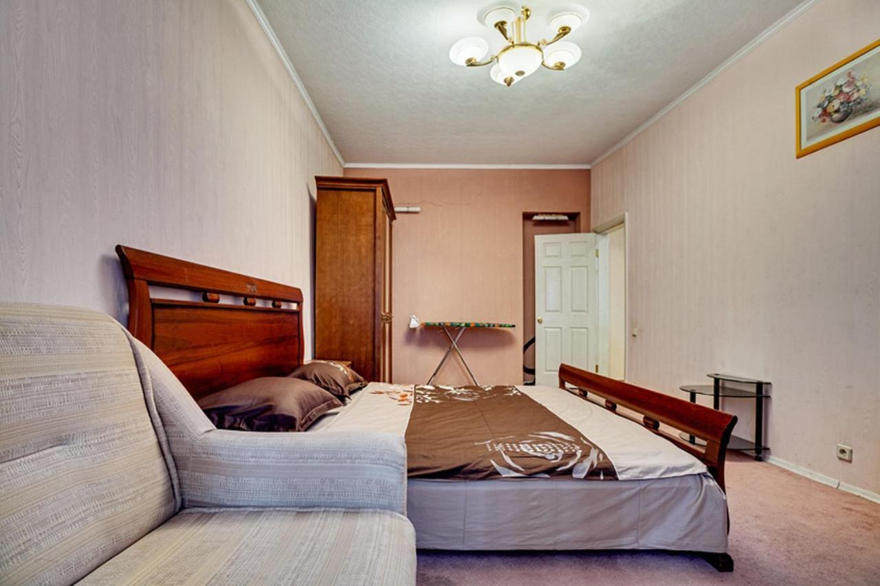 Near Khreshchatyk-absolut Apartment *